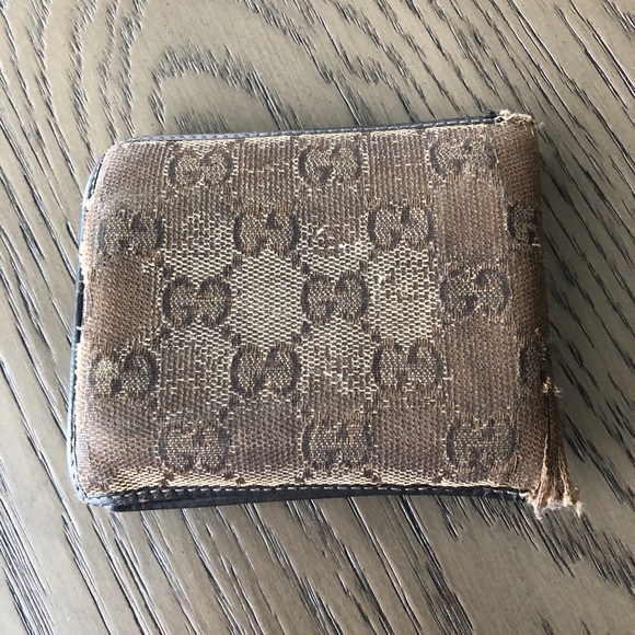 Gucci Wallet (authentic) - Picture 4 of 5